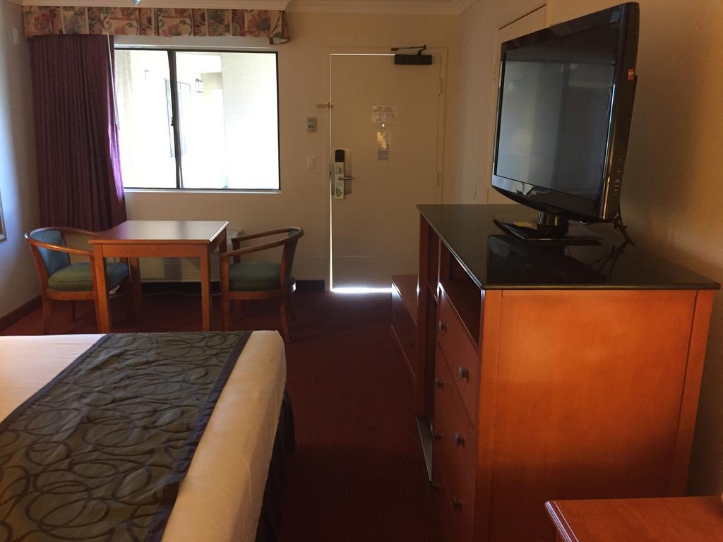 Chula Vista Inn Ngoại thất bức ảnh