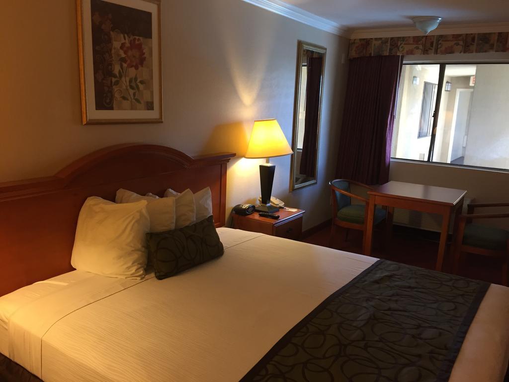 Chula Vista Inn Ngoại thất bức ảnh